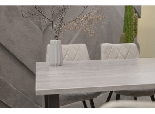 Деревянный стол Лота Лофт 120х75 бетон светлый / черный матовый в Набережных Челнах