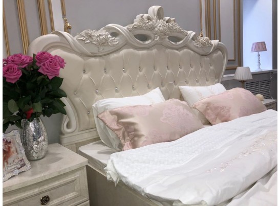 Кровать с мягким изголовьем "Афина" крем корень