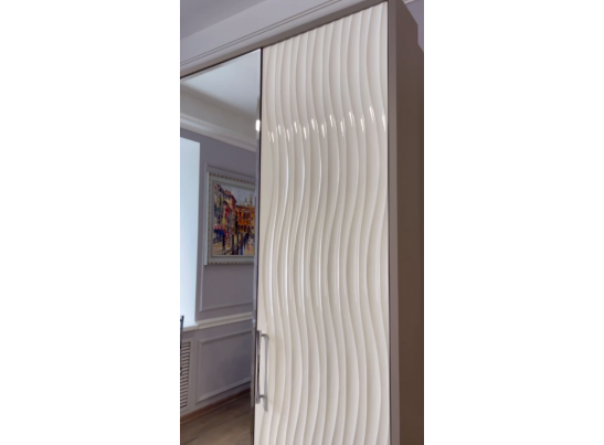 Спальня "Gravita" 4-х ств. шкаф с зеркалами, Белый глянец в Набережных Челнах