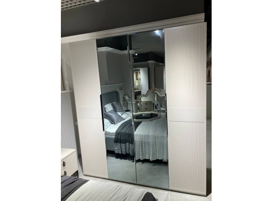 Шкаф Стелла 4-створчатый с зеркалом светло серый камень