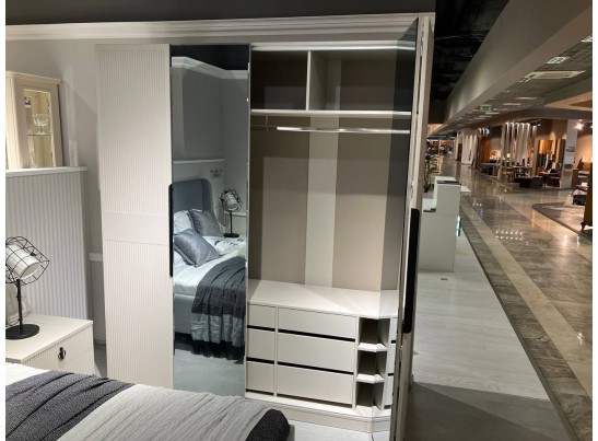 Шкаф Стелла 4-створчатый с зеркалом светло серый камень