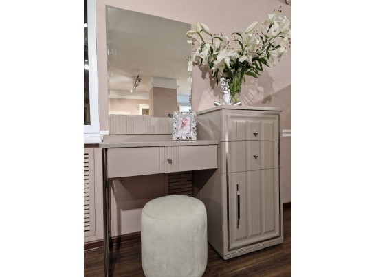 Зеркало Замира серый камень в Набережных Челнах