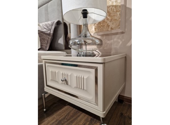 Тумба Замира серый камень в Набережных Челнах