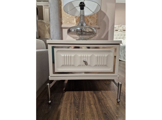 Тумба Замира серый камень в Набережных Челнах