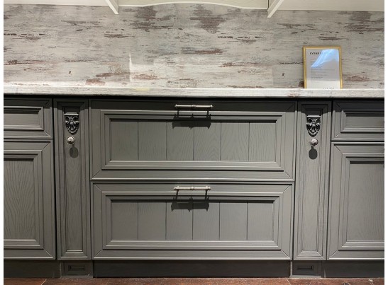 Кухня угловая Берлин 37 (4,2*2,1 м) Гриджио-Бьянка