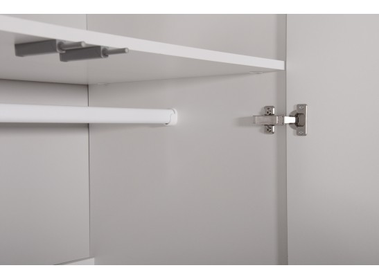 Шкаф 3-х створчатый LIRA