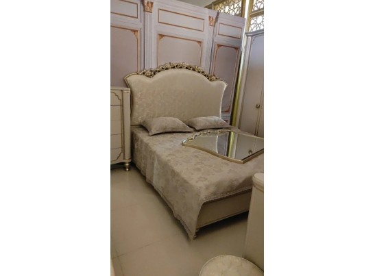 Спальный гарнитур Паола