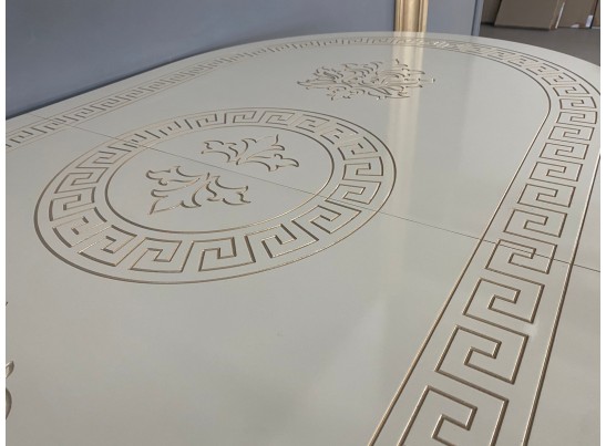 Стол овальный раскладной Милан на 4х ножках (слоновая кость, патина золото)