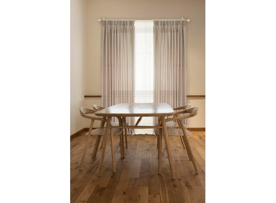 Стол из массива дуба «Тайфун»