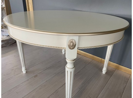 Стол круглый Азалия (слоновая кость, патина шампань)