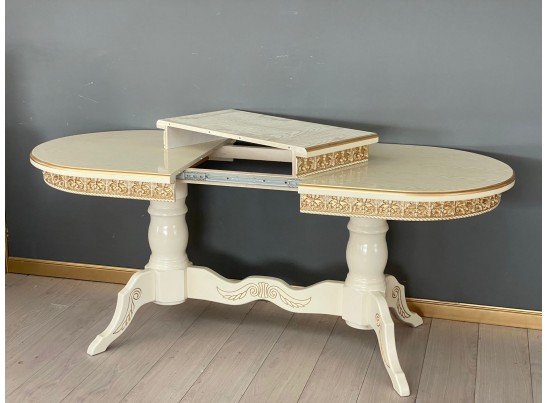 Стол овальный раскладной Верона с молдингом (слоновая кость, золото, шпон)