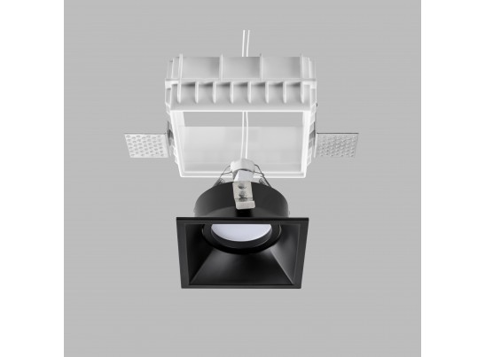 Комплект из светильника и рамки DOMINO QUAD MR16 ЧЁРНЫЙ в Набережных Челнах