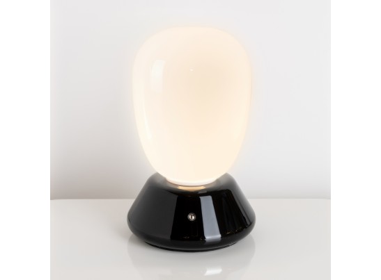 Настольная лампа диммируемая 10W 3000K матовый/черный Uovo III Lightstar 807917 в Набережных Челнах