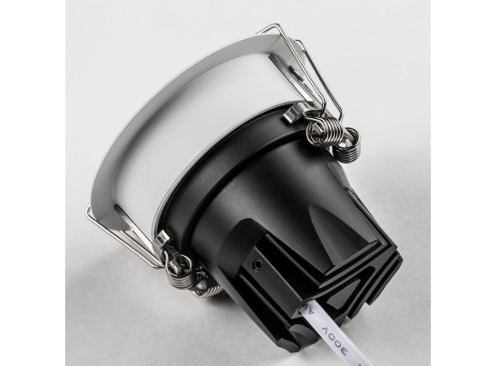 Светильник светодиодный встраиваемый высокого качества света с низким уровнем дискомфорта 074246 в Набережных Челнах