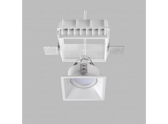 Комплект из светильника и рамки DOMINO QUAD MR16 БЕЛЫЙ в Набережных Челнах