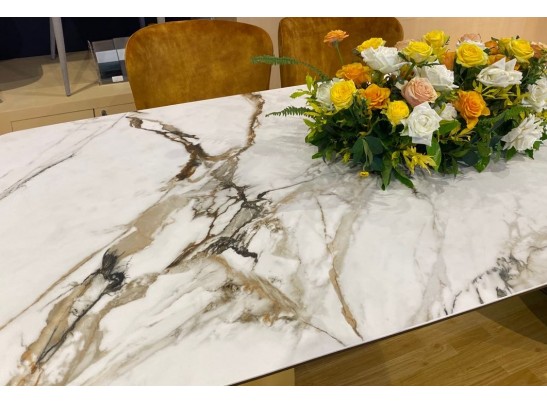 Стол BELLUNO 160 KL-188 Контрастный мрамор матовый, итальянская керамика/ белый каркас в Набережных Челнах