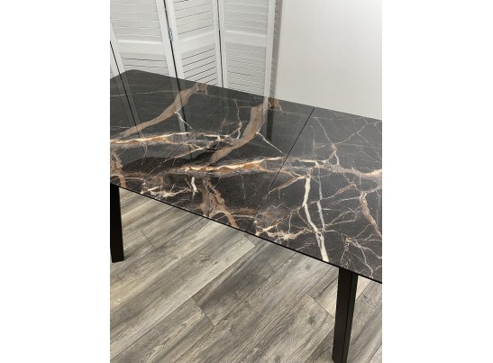 Стол АРУБА 140 МЕЙДЖИК, стекло / черный каркас в Набережных Челнах