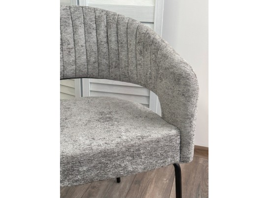 Стул SNUG 3018-17 серый, шенилл / черный каркас, ®DISAUR в Набережных Челнах