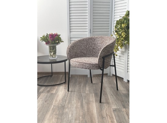 Стул GUST цвет бежевый TOPIC 410 / черный каркас / Товарный знак DISAUR в Набережных Челнах