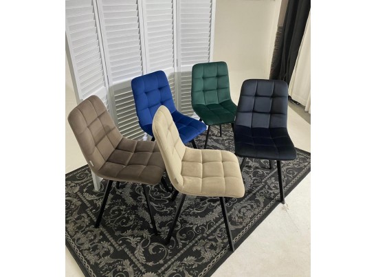 Стул CHILLI SQUARE BLUVEL-78 GREEN, велюр / черный каркас в Набережных Челнах