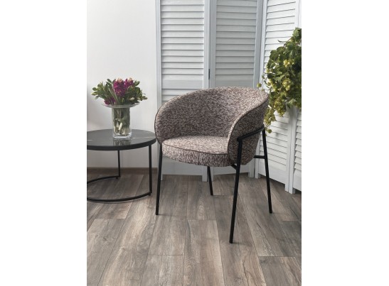 Стул GUST цвет бежевый TOPIC 410 / черный каркас / Товарный знак DISAUR в Набережных Челнах