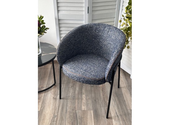 Стул GUST цвет стальной синий TOPIC 330 / черный каркас / Товарный знак DISAUR в Набережных Челнах