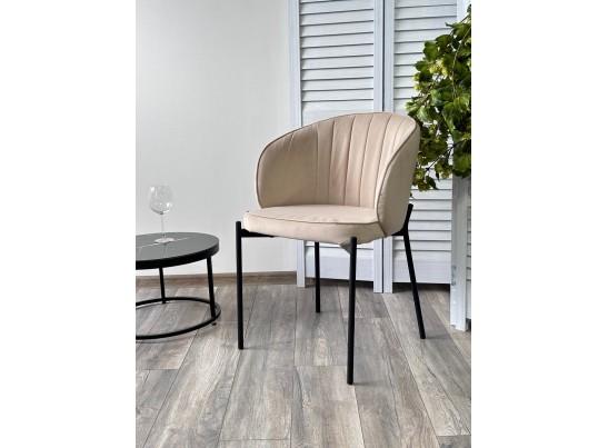 Стул ДЕНИ, цвет Velutto 05 Бежевый, велюр / черный каркас в Набережных Челнах