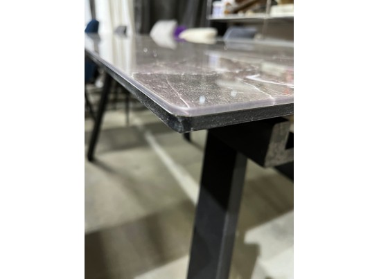 Стол Морис 140 ДАРК, стекло / черный каркас в Набережных Челнах