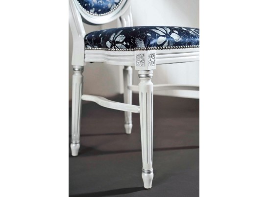 3246/SR Стул, P66 белый с патиной и серебряными деталями / ткань UPH GENE 3057 LIGHT BLUE СКИДКА 50% в Набережных Челнах