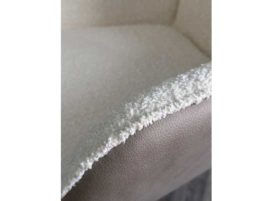 Стул VOLCANO Белый Wales-101, ткань / светло-бежевый Maison 09, экокожа/ черный каркас, DISAUR в Набережных Челнах