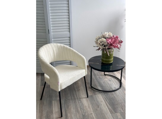 Стул SNUG 3018-01 белый, шенилл / черный каркас, ®DISAUR в Набережных Челнах