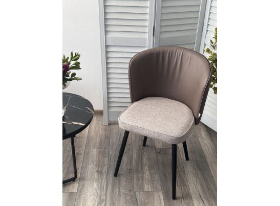 Стул МОНЕ ROVENA BISCUT ткань / ORAKUL 290 экокожа / Черный каркас M-City в Набережных Челнах