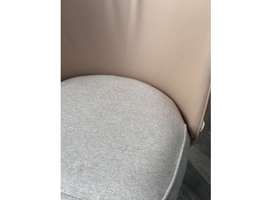 Стул МОНЕ ROVENA IVORI ткань / ORAKUL 130 экокожа / Черный каркас M-City в Набережных Челнах