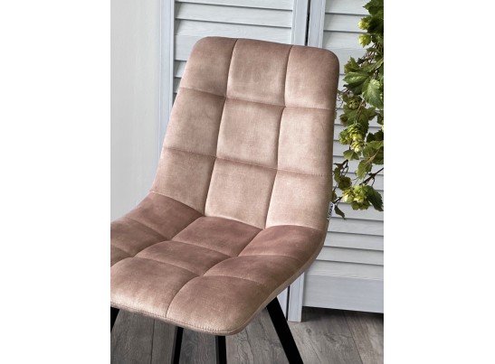 Стул CHILLI SQUARE UF912-10B античный бежевый, велюр без "пальчиковый"/ черный каркас в Набережных Челнах Стул CHILLI SQUARE UF912-10B античный бежевый, велюр без "пальчиковый"/ черный каркас в Набережных Челнах